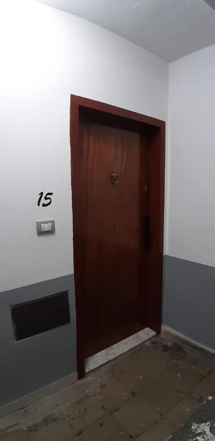 Rondine Studio Apartment Tirana Exterior foto