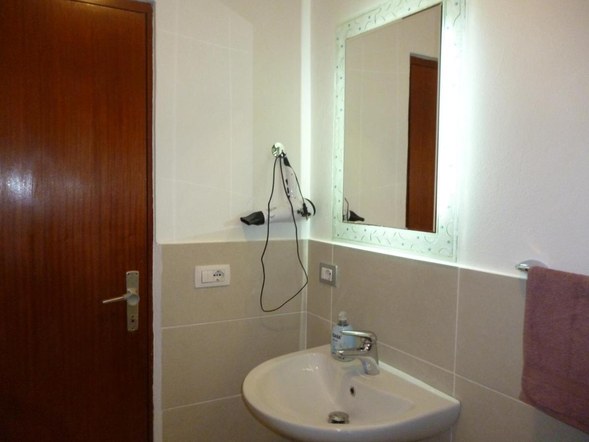 Rondine Studio Apartment Tirana Exterior foto